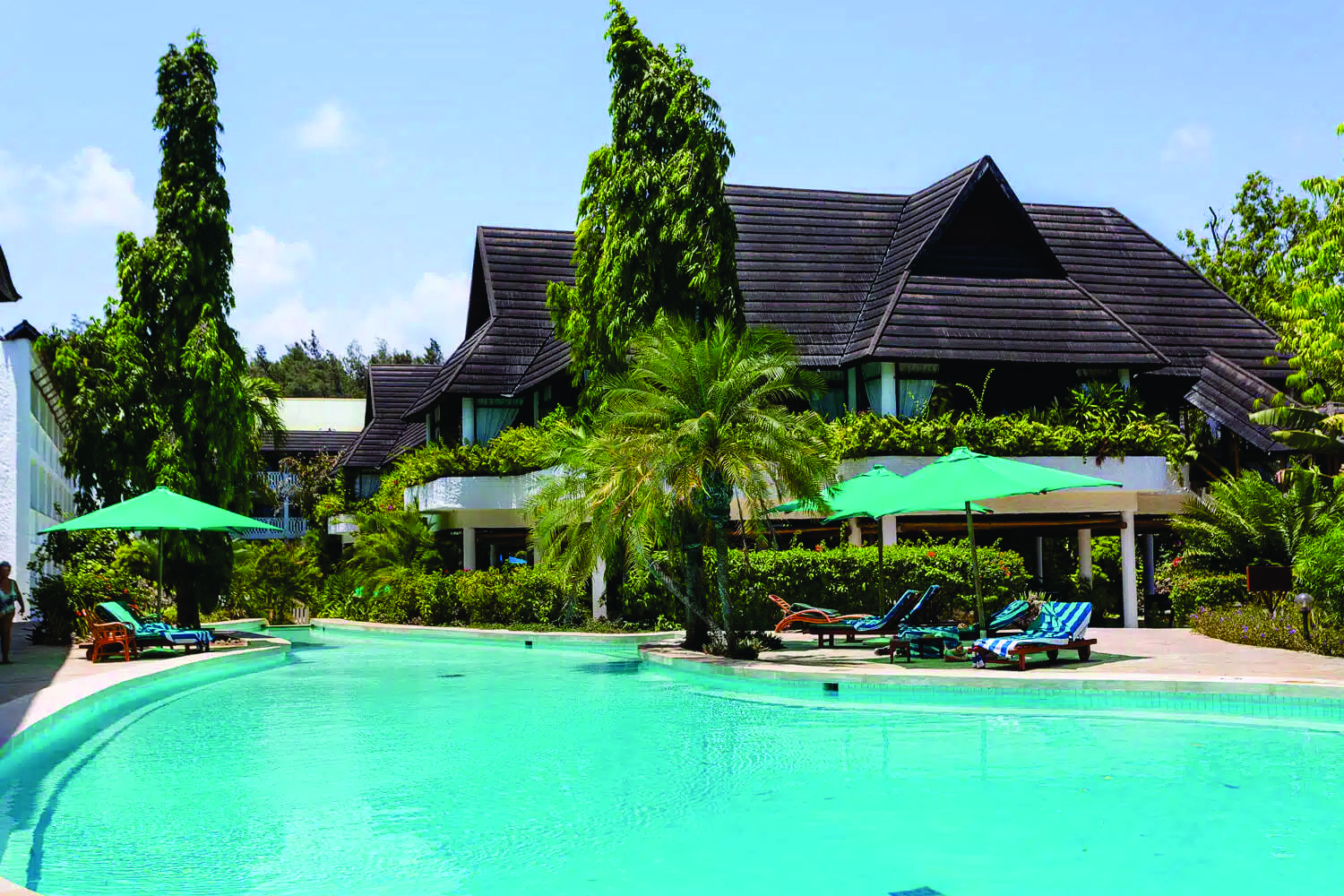 3 DAYS TRAVELLERS BEACH RESORT PACKAGE WITH SGR 1ST JAN- 5TH APR